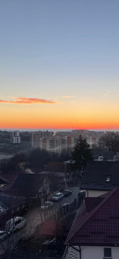 Cozy Apartment - Near Airport And Palas Mall Iasi Exteriör bild